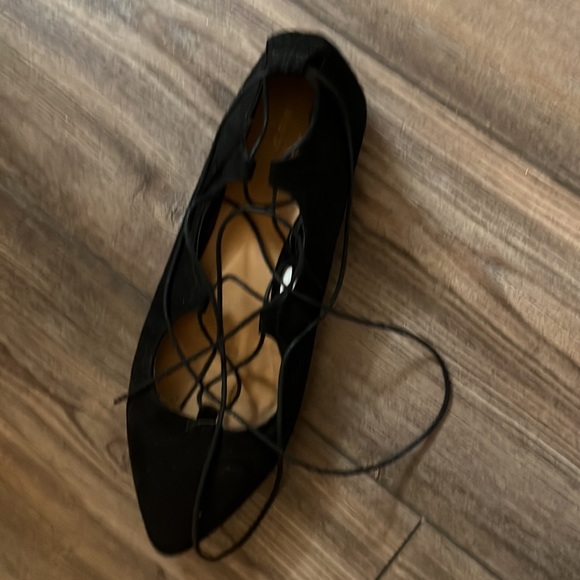 Mossimo Laced Flats - Picture 3 of 4